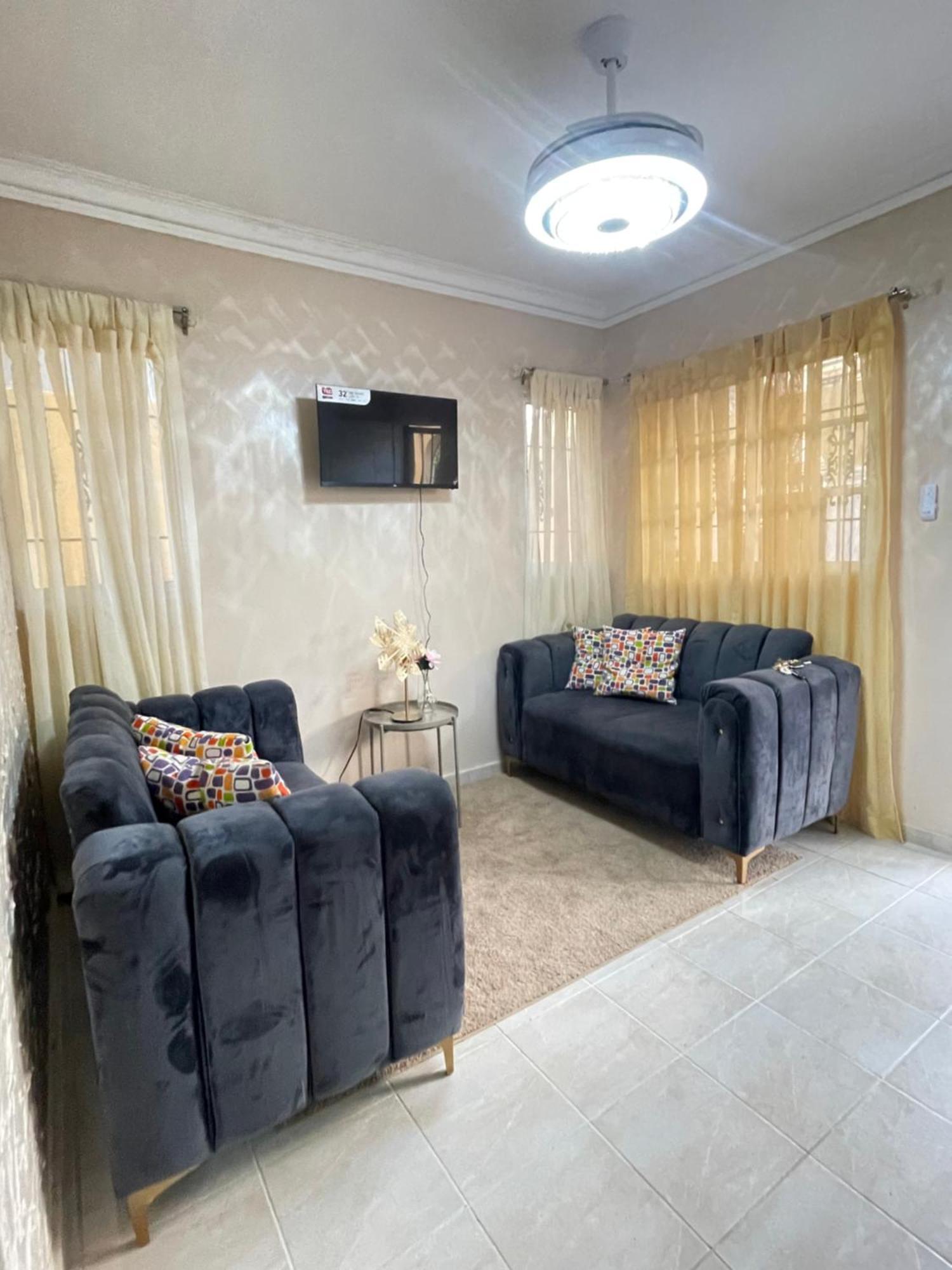 Вилла Casa Familiar Acogedora En Zona Residencial Ла-Груа Экстерьер фото